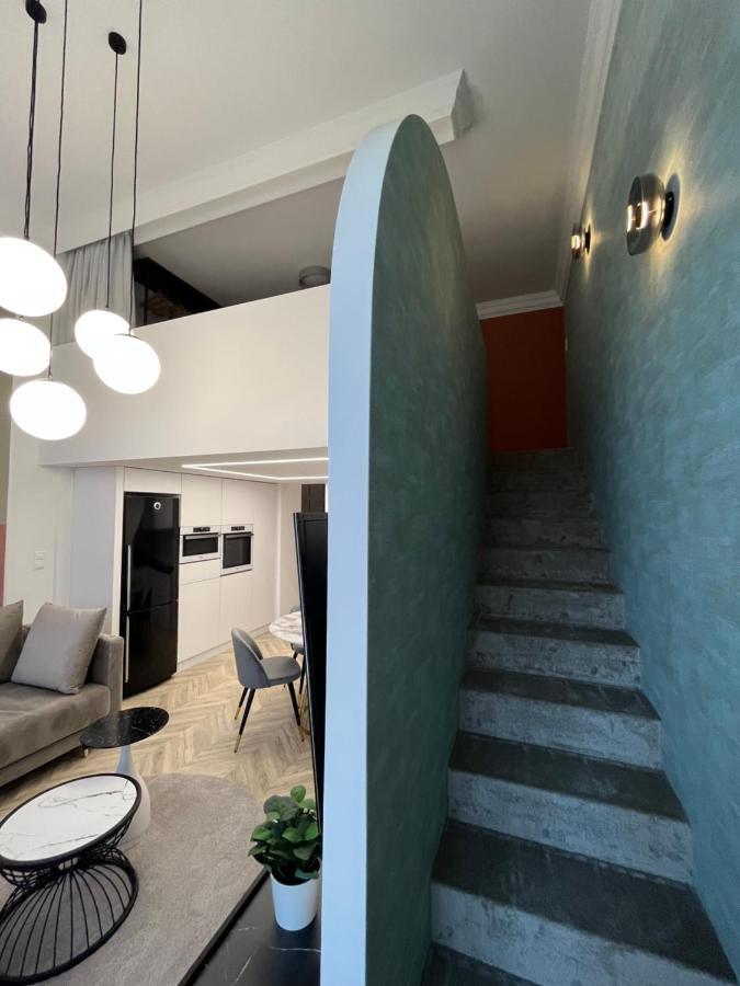 Central Gallery Apartment Дебрецен Екстер'єр фото