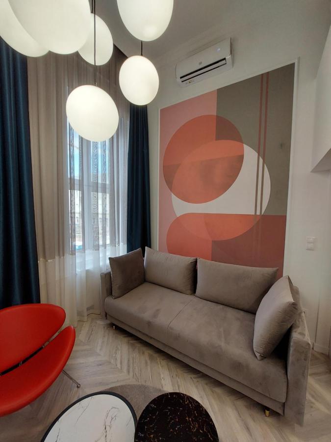 Central Gallery Apartment Дебрецен Екстер'єр фото