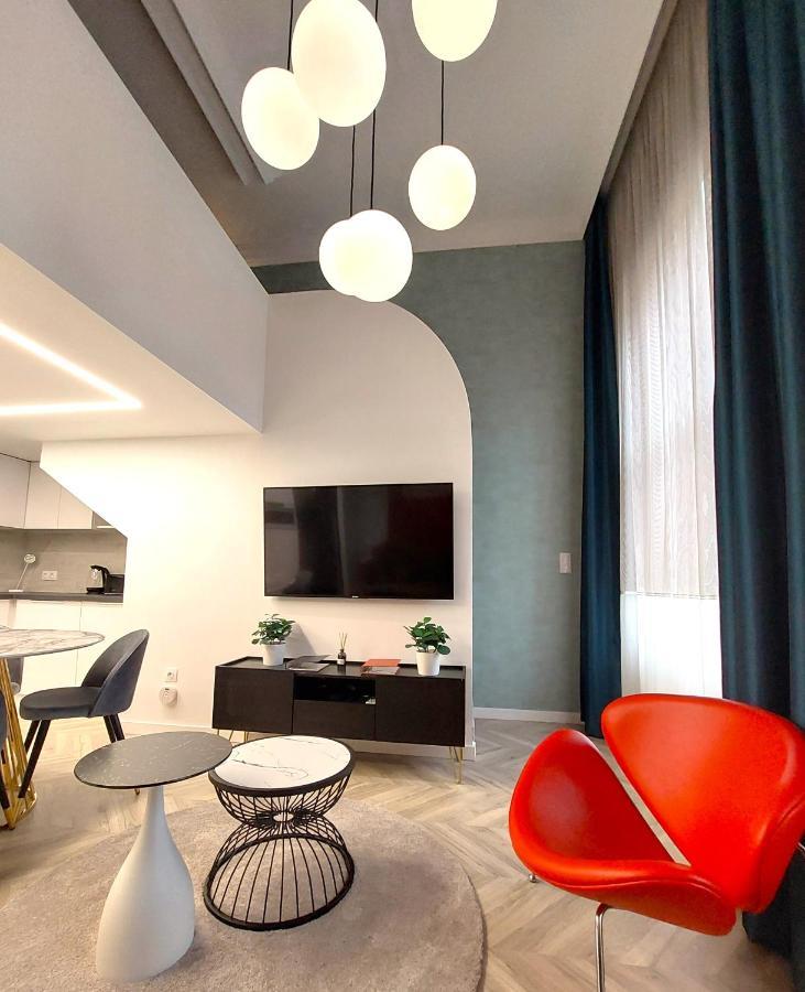 Central Gallery Apartment Дебрецен Екстер'єр фото